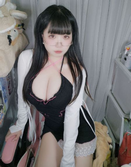 床上丽拉在线观看_4K在线观看完整版