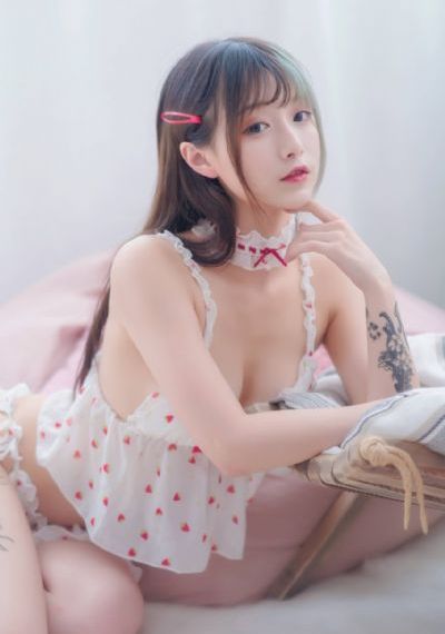 夜孔雀完整版免费观看_手机免费观看
