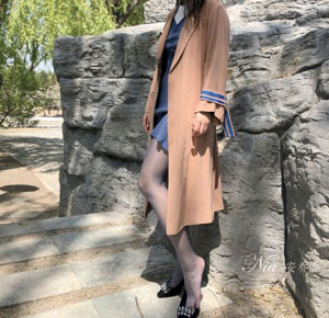 《孤独》高清在线观看_JVID性感写真
