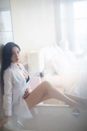 巨乳镇娇妻_HD电影完整版在线观看